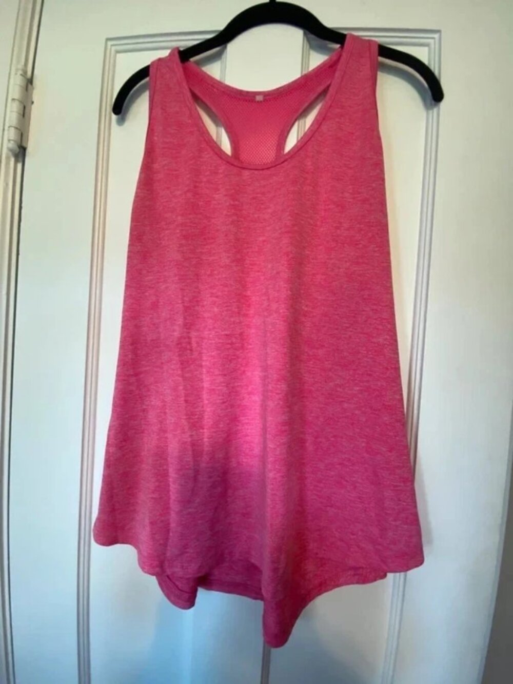 Womens activewear racer back tank top hot pink size large